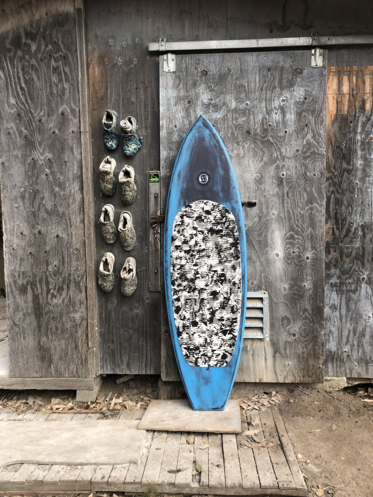 SUP Wave 1 foilboard by Vince Broglio