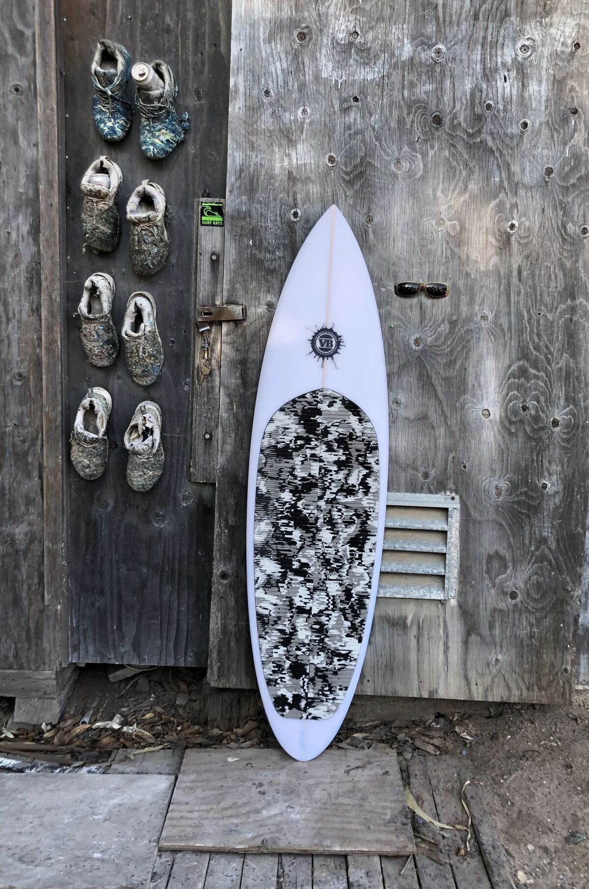 The Charger kiteboard by Vince Broglio