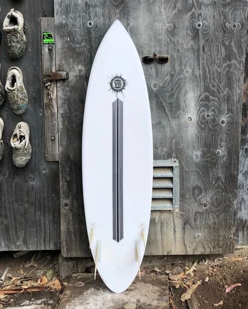 The Twinzer kiteboard by Vince Broglio